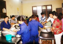 Các Hội Thánh Tại TP. Đà Nẵng Với Chương Trình Nồi Cháo Tình Thương