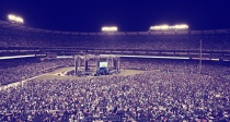 47.000 Người Tại Sự Kiện SoCal Harvest Nhân Dịp Kỷ Niệm 25 Năm Chức Vụ Của Greg Laurie