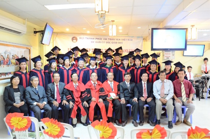 Lễ Tốt Nghiệp Trường Thần Học Hội Thánh Phúc Âm Toàn Vẹn Việt Nam