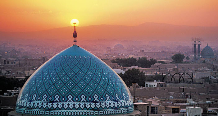 Chúa Thức Tỉnh Người Dân Iran - Cơ Đốc Giáo Phát Triển Nhanh Chóng