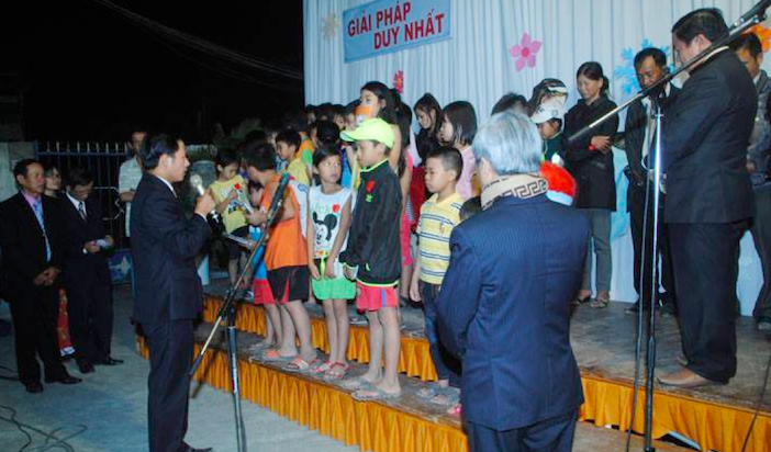 Tuỳ Bút - Mùa Giáng Sinh Rao Giảng Tại Trường An