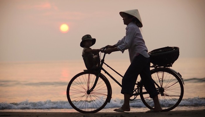 Đâu Hình Bóng Mẹ...?