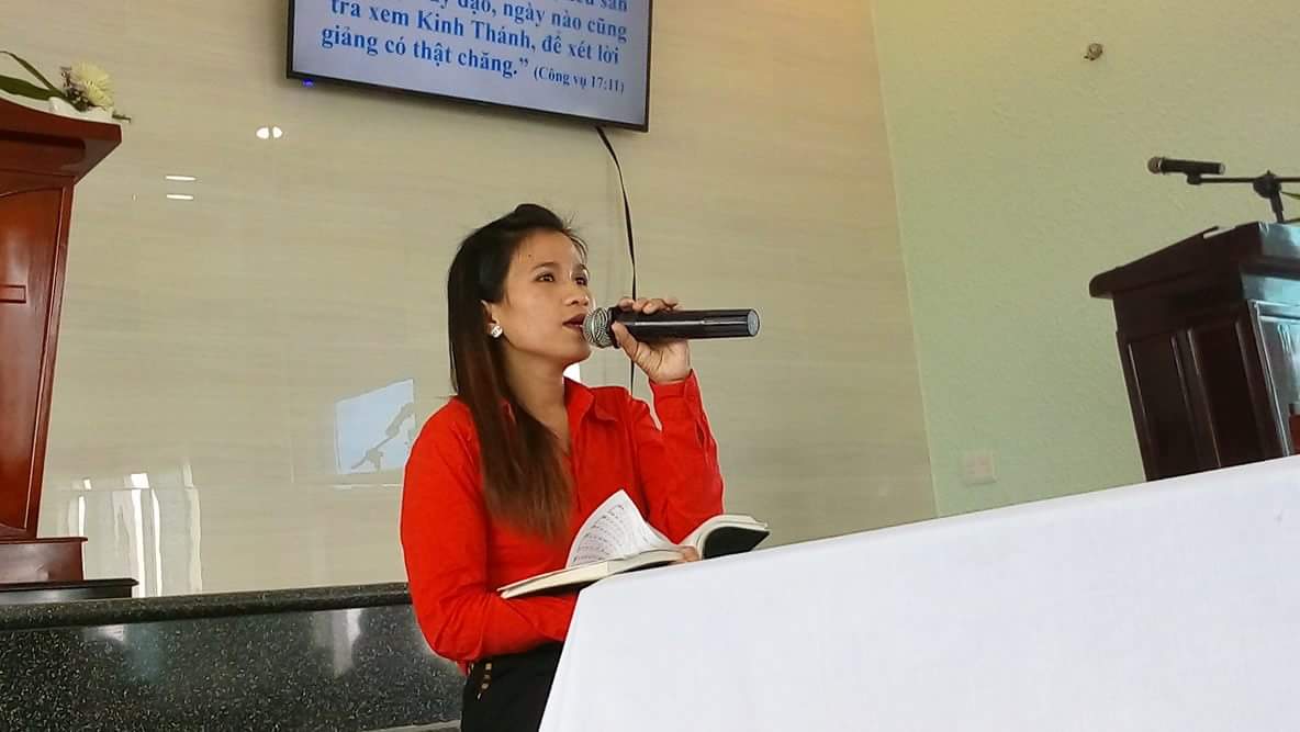 Khuyết Tật Đôi Chân Nhưng Không Ngừng Làm Chứng Về Chúa