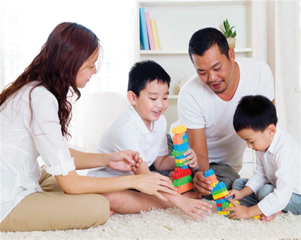 Dạy Bé Giá Trị Từ Sự Lắng Nghe - Cầu Nguyện Cùng Con Trước Giờ Ngủ