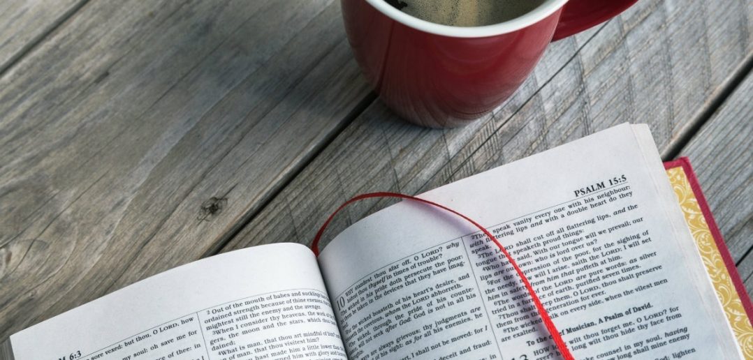10 Câu Kinh Thánh Về Sợ Hãi Và Lo Lắng Nhắc Nhở Chúng Ta Rằng Chúa Đang Kiểm Soát Mọi Sự