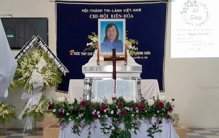 Bà Nguyễn Kim Cúc Về Nước Chúa