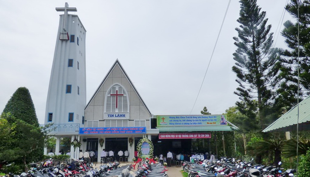 Vĩnh Long: Hội Thánh Tin Lành Đồng Phú - Cảm Tạ Chúa 45 Năm Hình Thành Và Phát Triển