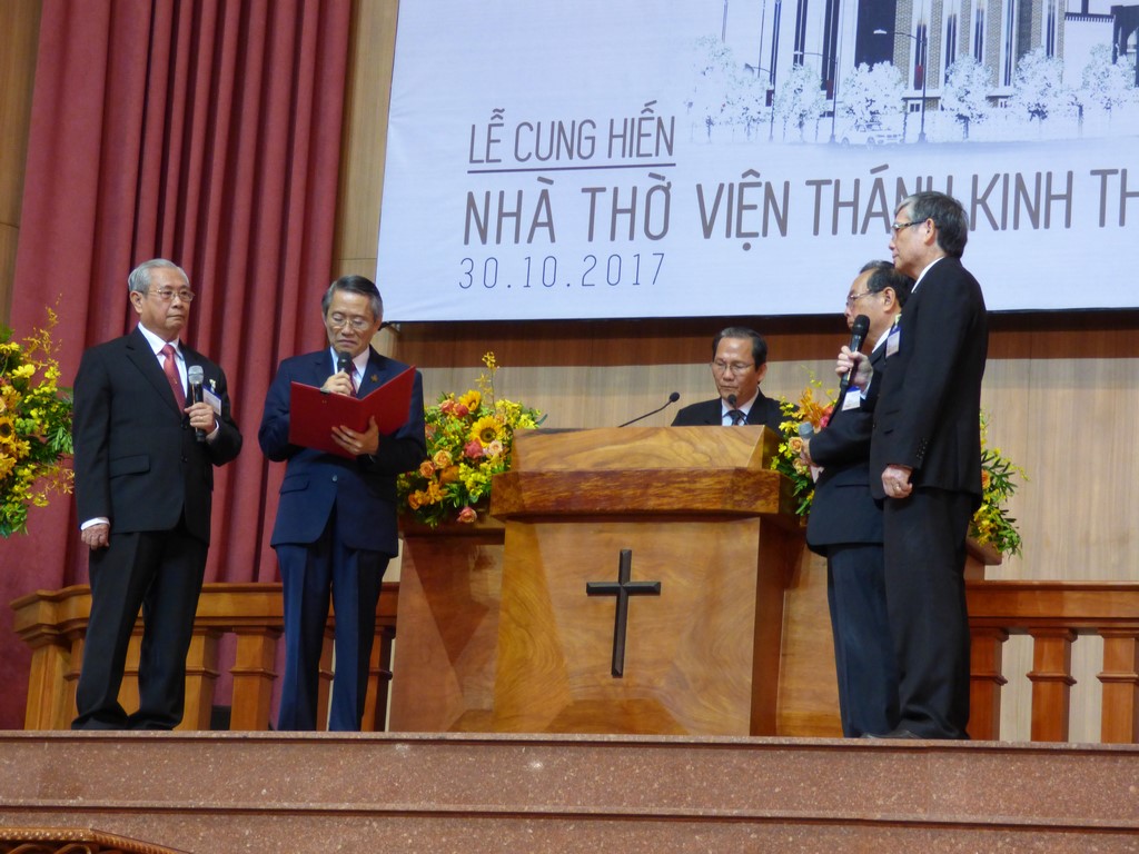 Lễ Cảm Tạ Chúa Cung Hiến Nhà Thờ & Cơ Sở Viện Thánh Kinh Thần Học - HTTLVN (MN)