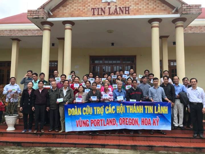 Tin Cứu Trợ Nạn Nhân Bão Lụt Tại 6 Tỉnh Miền Trung Việt Nam