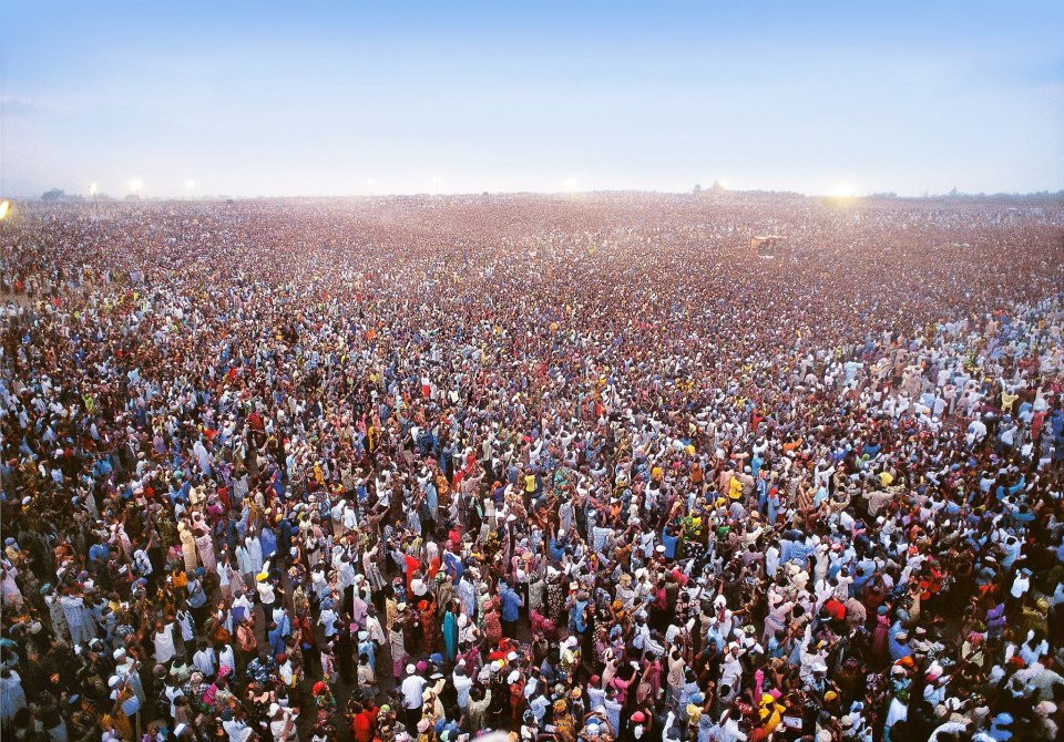 “Mọi Vinh Quang Thuộc về Chúa”: Reinhard Bonnke Báo Cáo Đã Có 845,875 Người Tiếp Nhận Chúa Tại Nigeria
