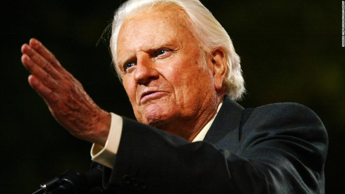 Billy Graham, người có “tiếng nói đã thay đổi hàng triệu cuộc đời” qua đời ở tuổi 99