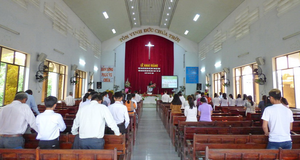 Lễ Khai Giảng Thánh Kinh Căn Bản Năm 2018 Tại HT Phú Qưới - Tỉnh Vĩnh Long