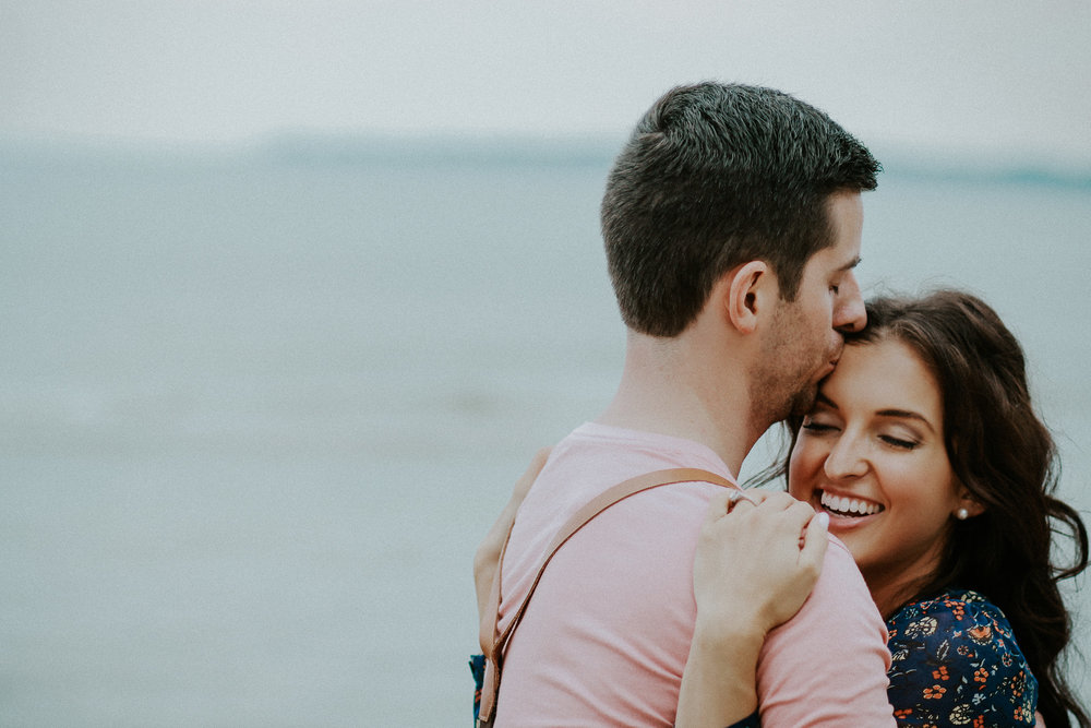 Hôn Nhân Chỉ Là Một Tờ Giấy Và Không Đủ Để Chứng Minh Tình Yêu?