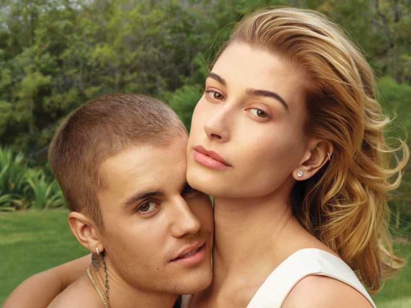 Justin và Hailey Bieber Trải Lòng về Đức Tin, Đấu Tranh và Chờ Đợi Đến Lúc Kết Hôn