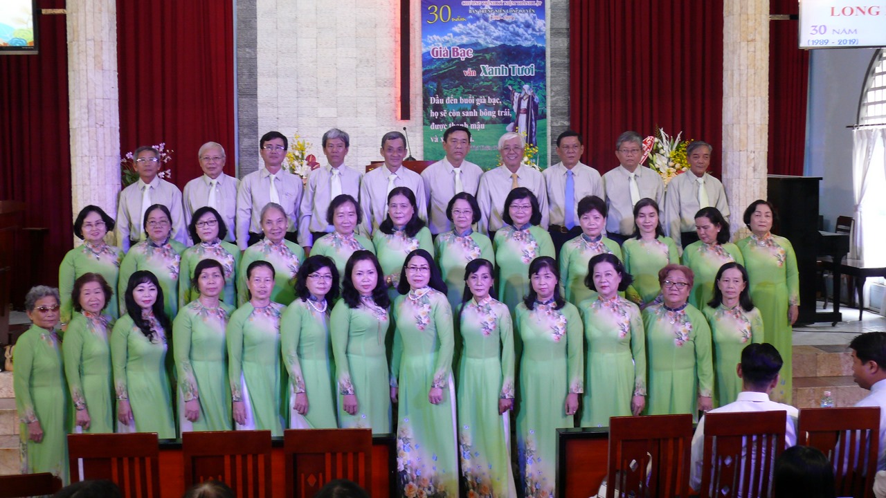 Lễ Cảm Tạ Chúa Kỷ Niệm 30 Năm Thành Lập Ban Trung Niên Hội Thánh Long Xuyên - An Giang