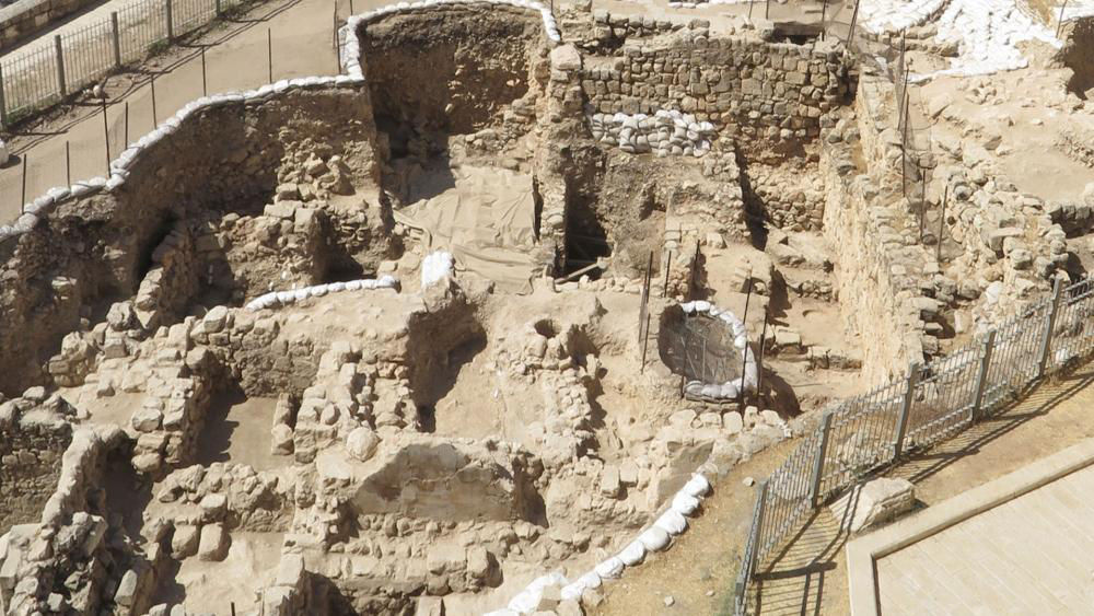 Các Nhà Khảo Cổ Học Phát Hiện Ra Bằng Chứng Cuộc Phá Hủy Jerusalem Của Quân Babylon Trong Kinh Thánh
