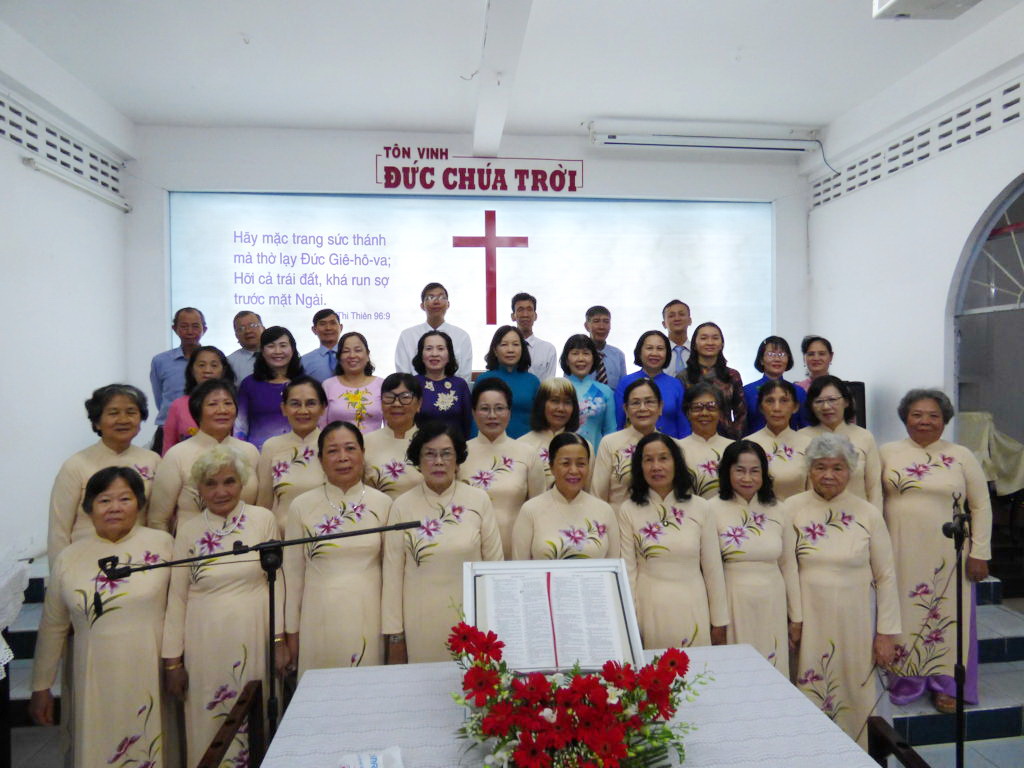 Cần Thơ: Ban Lão Niên Hội Thánh Tin Lành An Phú Dâng Chúa Sự Cảm Tạ 04 Năm Thành Lập