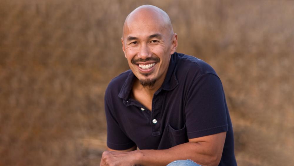 Phép Lạ Tại Myanmar: Francis Chan Đã Thấy Dân Làng Được Chữa Lành, Trong Đó Có Hai Đứa Trẻ Khiếm Thính