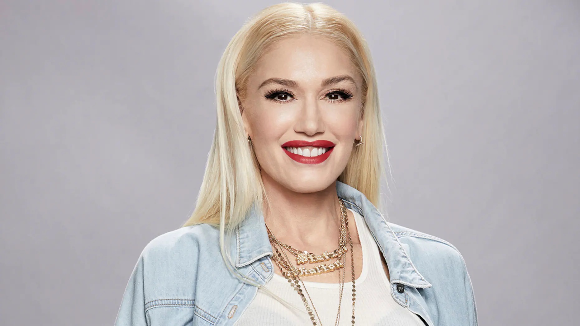 Gwen Stefani Nói Rằng Cô Ấy Đã Hướng Đến Đức Tin Của Mình ‘Ngay Lập Tức’ Trong Thời Gian Khó Khăn: “Đó Là Một Cuộc Hành Trình”