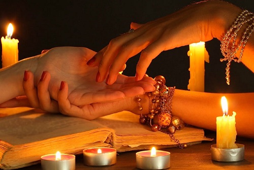 Ba Mẹ Ơi, Con Xin Hỏi – Phần 32: Tại sao đi tới chỗ đồng cốt và thầy bói là sai?