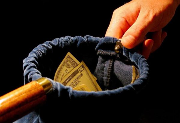 Ba Mẹ Ơi, Con Xin Hỏi – Phần 72: Tại Sao Chúng Ta Dâng Tiền Cho Chúa?