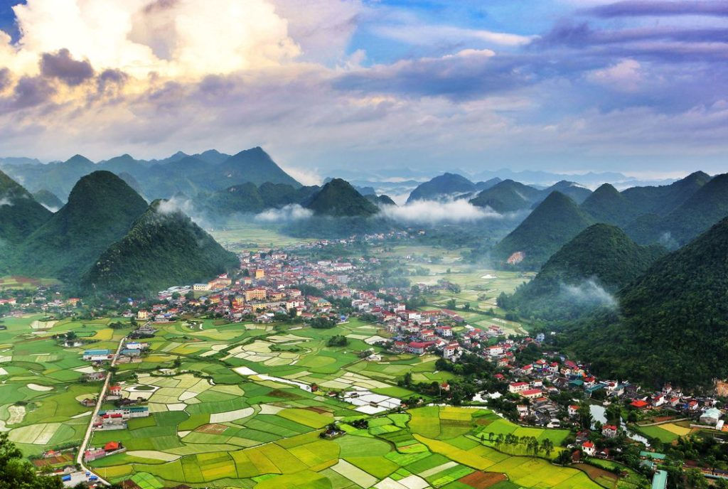 Hướng Đi Cho Cuộc Đời - Phần 1: Người Việt Cần Biết