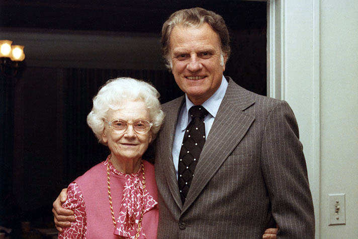 7 Bài Học Trong Cuộc Sống Billy Graham Học Được Từ Mẹ