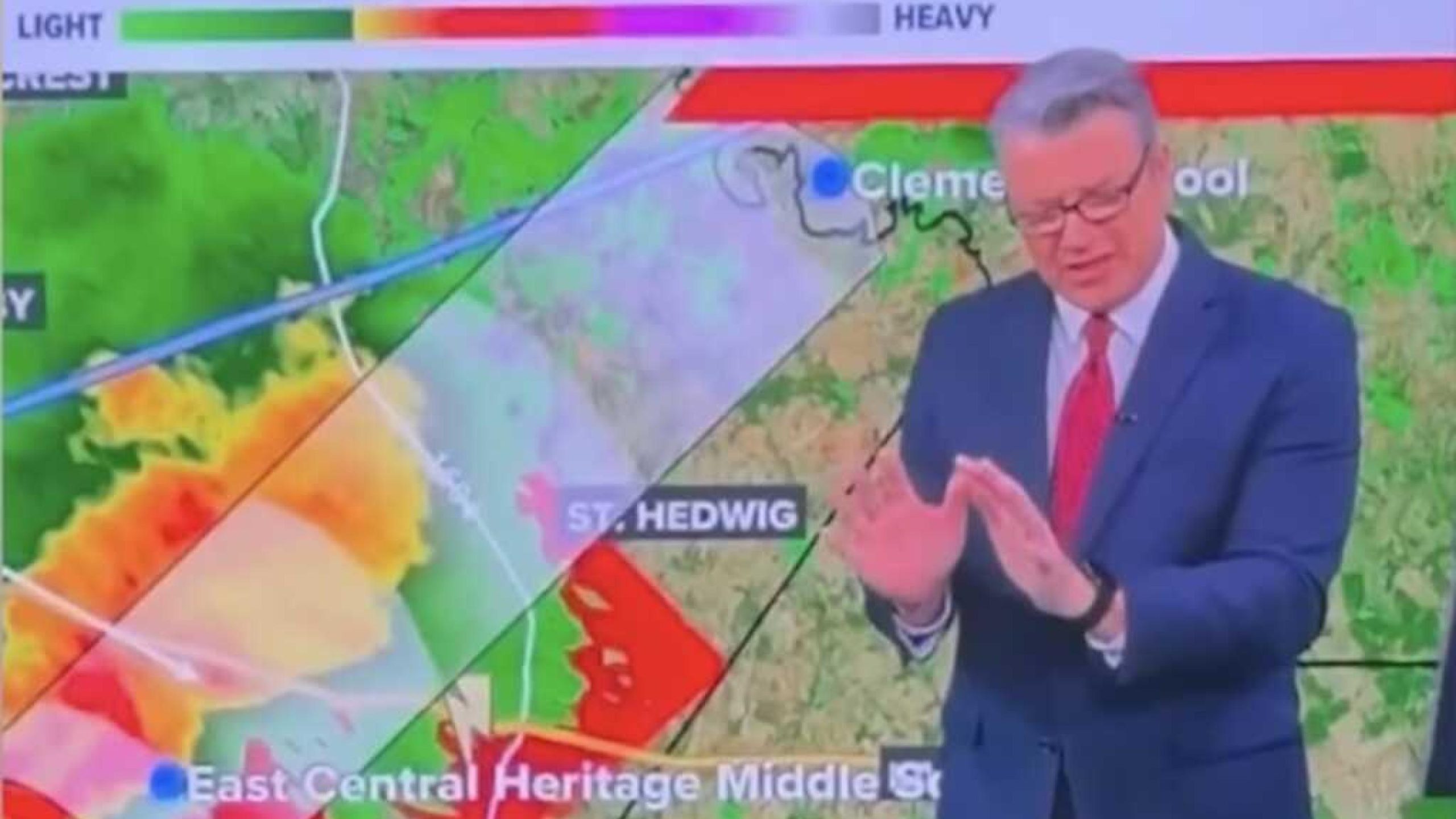 Nhà Khí Tượng Học Người Texas Lên Tiếng Sau Lời Cầu Nguyện Trên Sóng Gây Sốt: 'Thánh Linh Chúa Đã Ngự Trên Tôi'