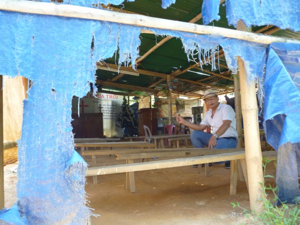 ng&ocirc;i nh&agrave; nguyện trước khi x&acirc;y