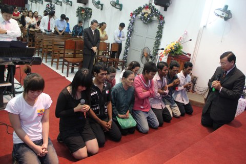 TG_21.12_cau_nguyen_tiep_nhan_Chua_480x320