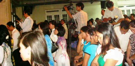Gi_a__m__ng_cc_anh__ang_tc_nghi_p