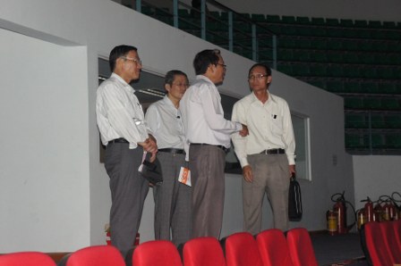 DSC08305_448x298