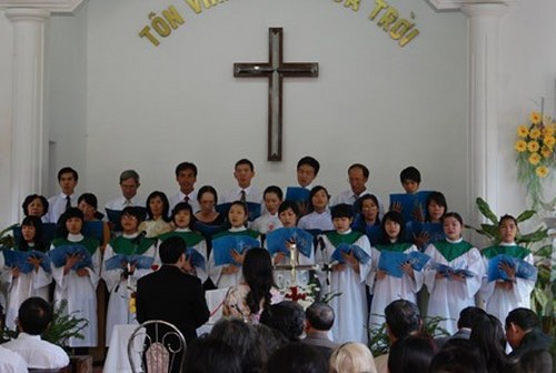 cac-BHL-ton-vinh-Chua_500x336