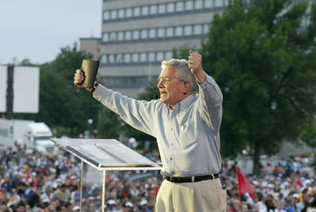 luis_palau