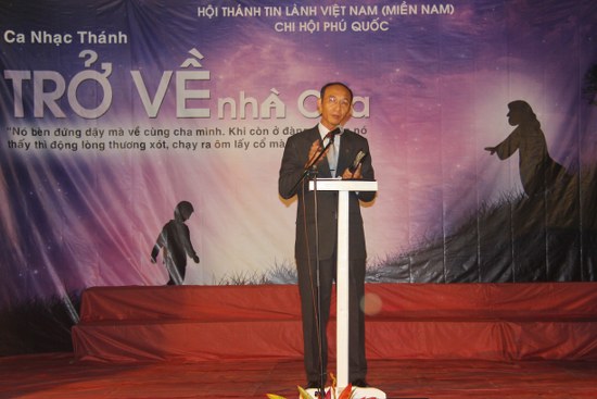 MS Nguyễn Hữu B&igrave;nh chia sẻ sứ điệp Ph&uacute;c &Acirc;m với chủ đề "Trở Về Nh&agrave; Cha"