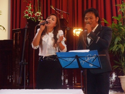Song ca "Nếu Bạn Đ&aacute;nh Mất Ch&uacute;a Gi&ecirc;-xu"