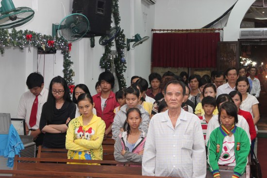 Rất đ&ocirc;ng t&acirc;n t&iacute;n hữu v&agrave; th&acirc;n hữu đ&atilde; tham dự chương tr&igrave;nh