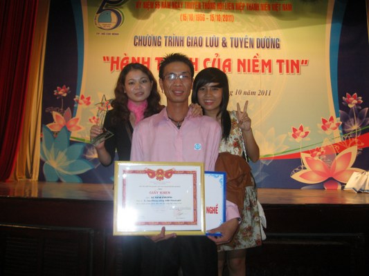 Giấy khen "Thanh Niên Tiên Tiến" do Thành Đoàn TP.HCM trao tặng