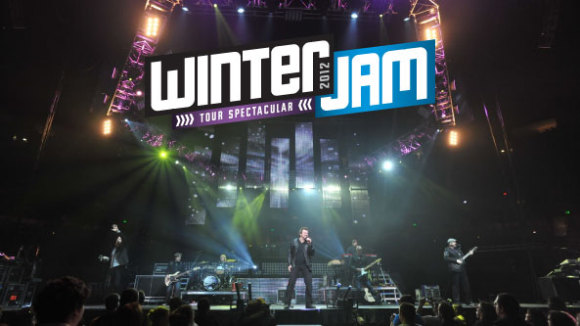 Winter Jam Đưa Hàng Ngàn Bạn Trẻ Trở Về Với Chúa Giê-xu