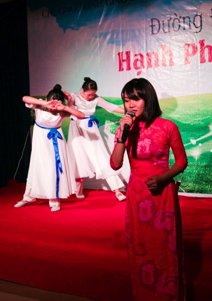 H11_ca_si_Naomi_423x600