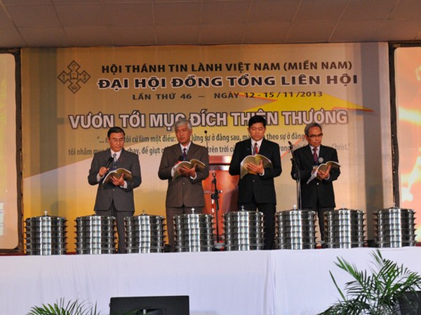 bế mạc đại hội đồng lần 46 hội th&aacute;nh tin l&agrave;nh việt nam