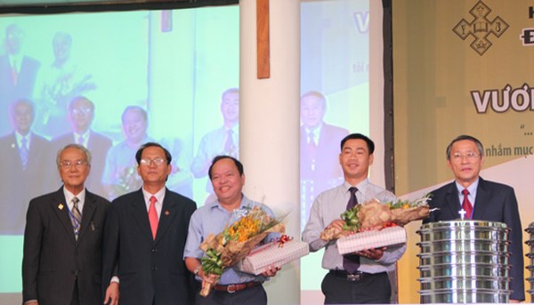 bế mạc đại hội đồng lần 46 hội th&aacute;nh tin l&agrave;nh việt nam