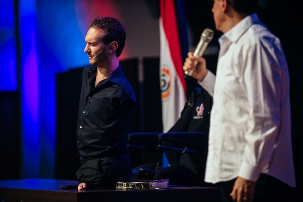world tour outreach, hành trình nick, nick vujicic, paraguay