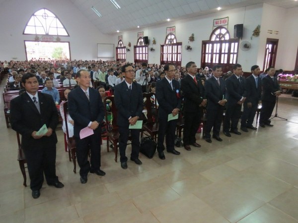 lễ tấn phong mục sư Đak N&ocirc;ng