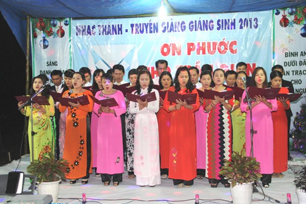 Đ&Ecirc;M TRUYỀN GIẢNG ĐẦU TI&Ecirc;N TẠI HỘI NH&Aacute;NH AN H&Agrave; &ndash; QUẢNG NAM