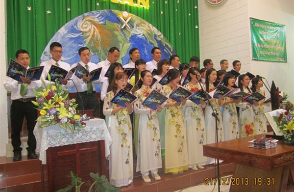 TRUYỀN GIẢNG GIÁNG SINH TẠI HỘI THÁNH CÁI RĂNG - CẦN THƠ