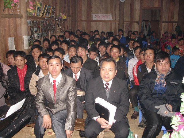 Giáng sinh tại H&ocirc;̣i thánh Huổi Ch&aacute;t II