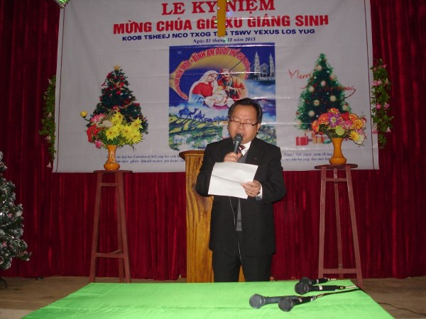 Mục Sư Phó Hội Trưởng Thứ I Đến Thăm Và Chúc Mừng Giáng Sinh Tại HT Huổi Mắn