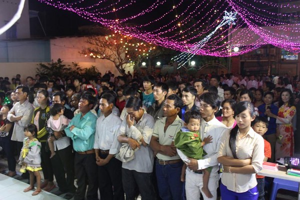  TRUYỀN GIẢNG GI&Aacute;NG SINH TẠI HỘI TH&Aacute;NH LONG TH&Agrave;NH.