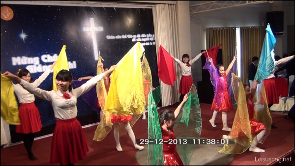 Lời Sự Sống Vui Gi&aacute;ng Sinh 2013 v&agrave; Ch&agrave;o Năm Mới 2014